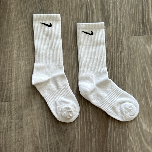 Nike Dri-Fit Crew Socks - Picture 3 of 10